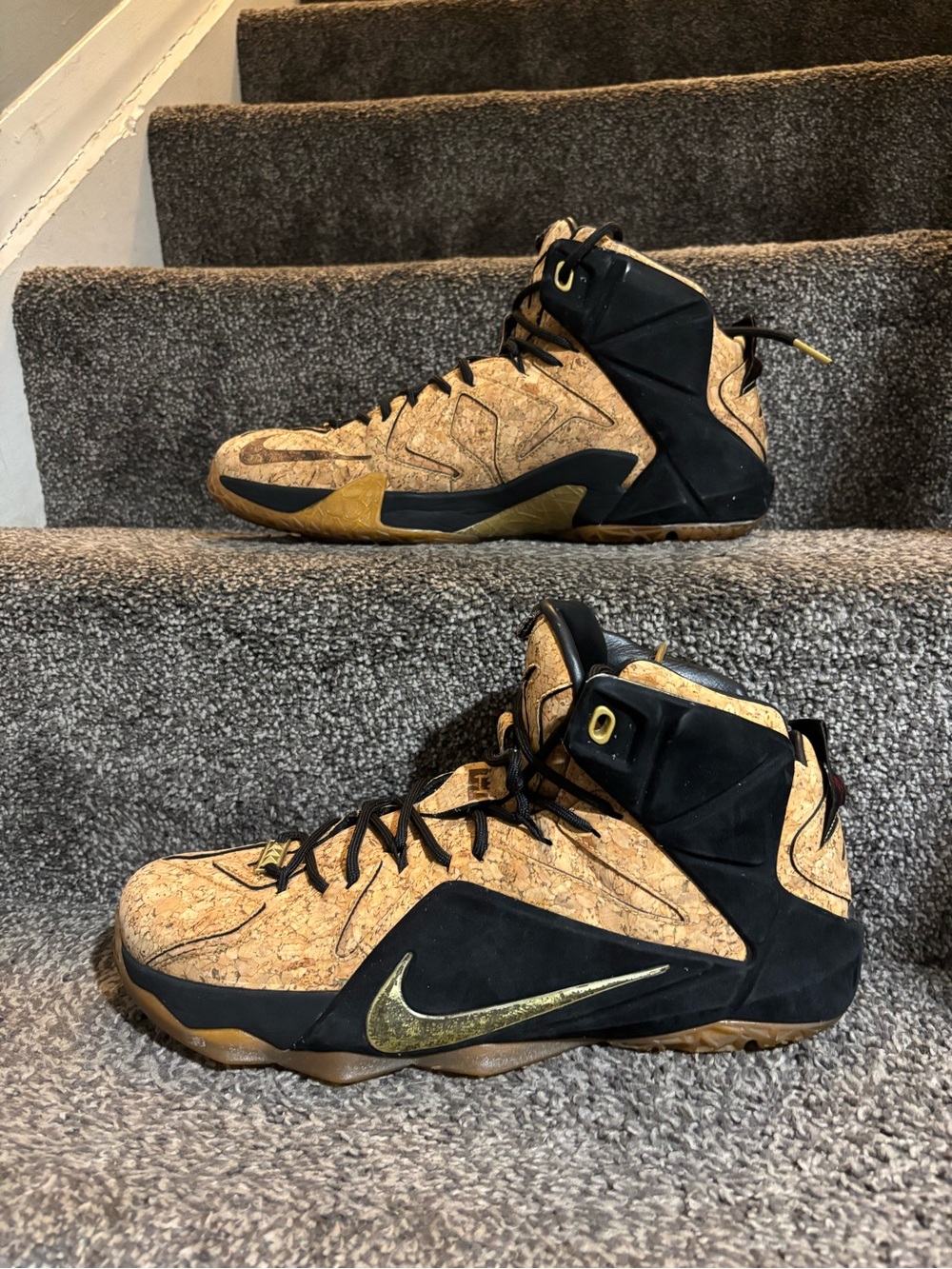Nike Lebron Xll 12 EXT King's Cork size 13 authentic